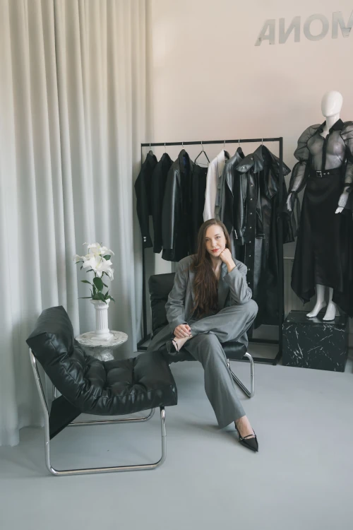 Anika Opara - modna oblikovalka